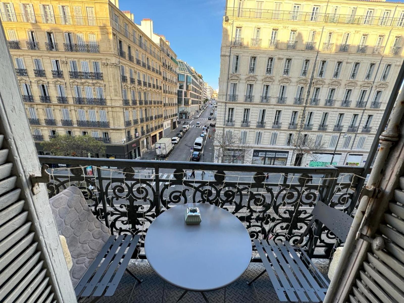 Appartemment Rue De La Republique, Joli Et Moderne Au Coeur Du Centre Marselha Exterior foto